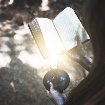 Scopri i Registri Akashici: la saggezza dell’anima al tuo servizio